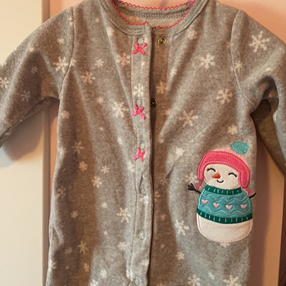 Baby girl polar pajama 0-3 months  ⛄️ - Picture 2 of 3